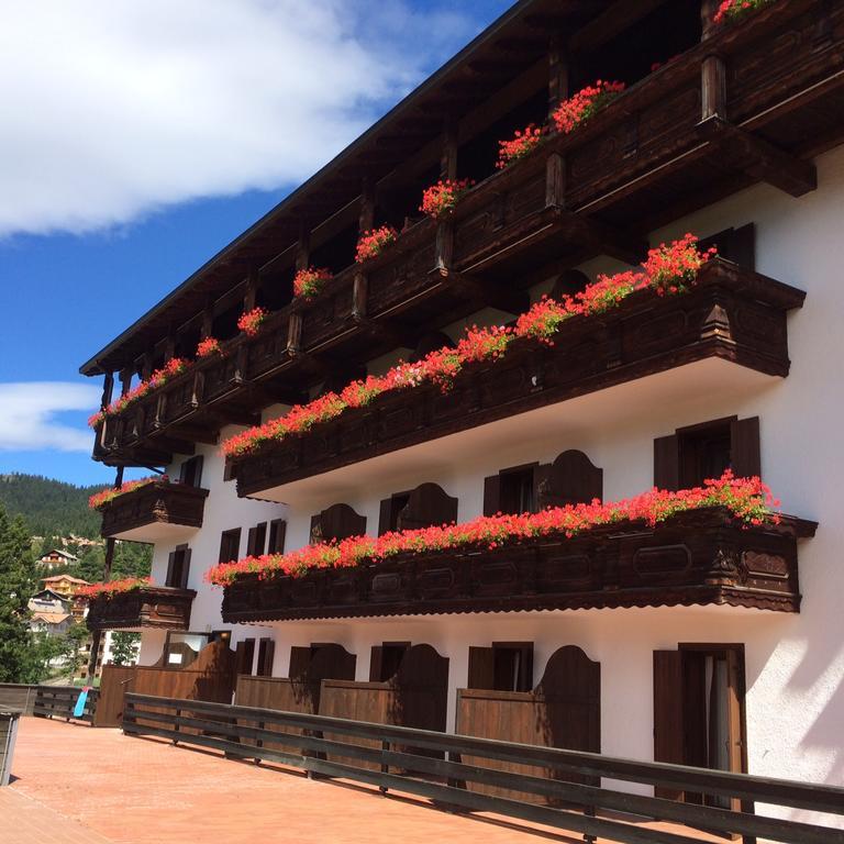 Park Hotel Miramonti Folgaria Luaran gambar