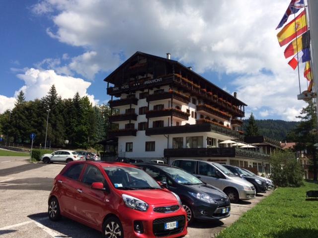 Park Hotel Miramonti Folgaria Luaran gambar