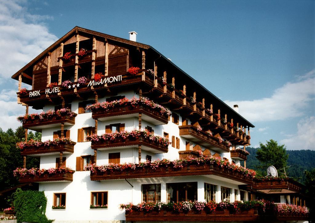 Park Hotel Miramonti Folgaria Luaran gambar